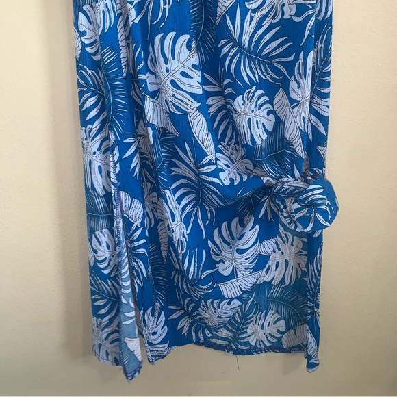 Water Lily maxi dress blue tropical vibes print great for summer size small - Picture 4 of 7